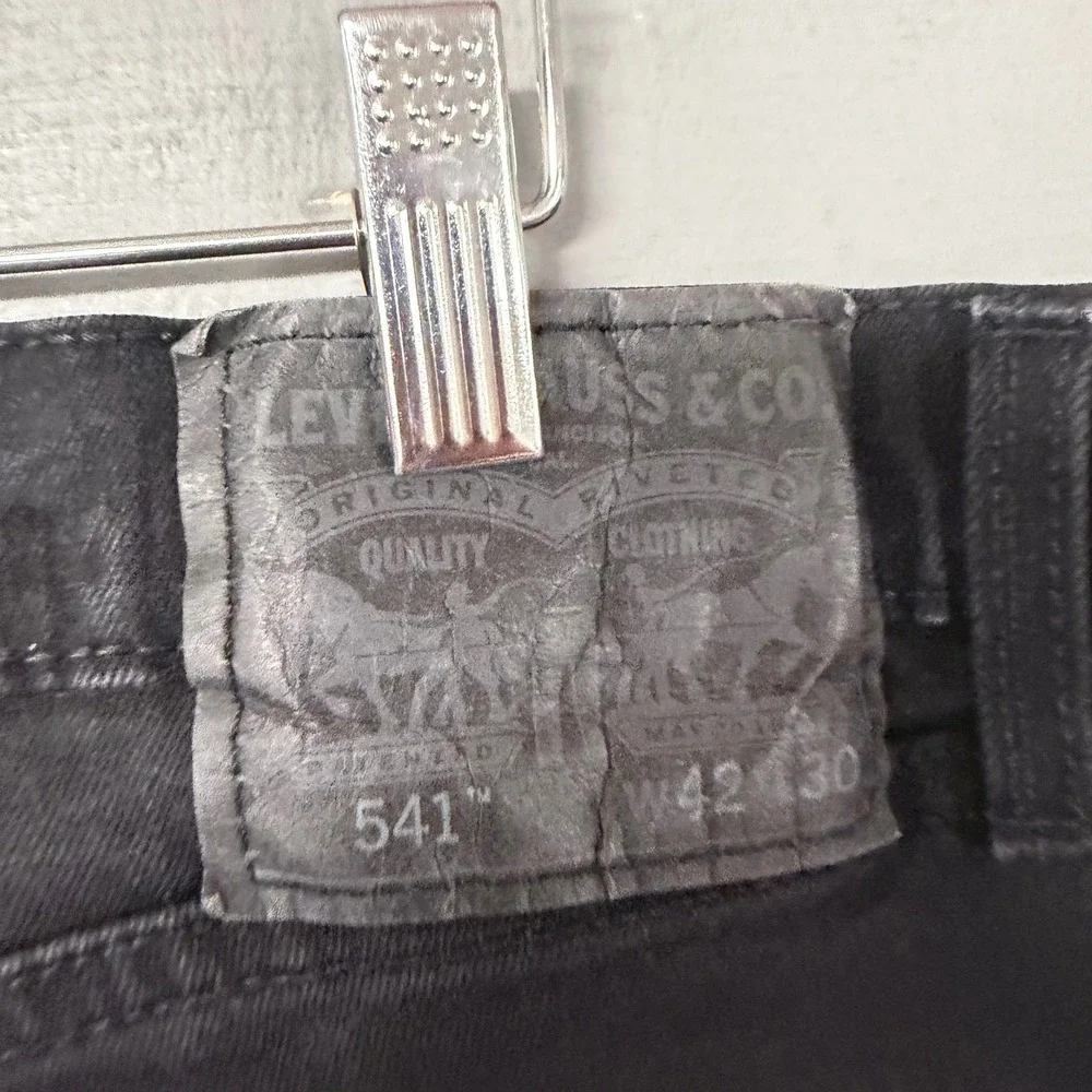 Levis these levi